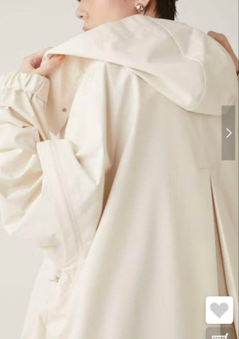 新品　emmi 撥水　ポンチョ　コート