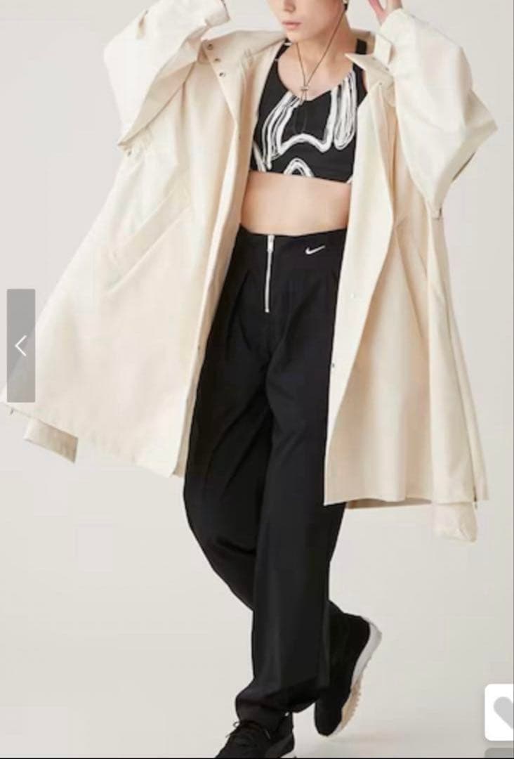 新品　emmi 撥水　ポンチョ　コート