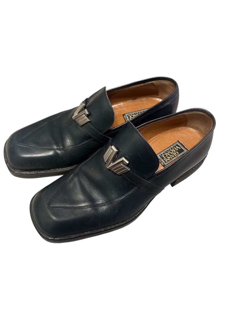 すの様希少GIANNI VERSACE ネイビー ローファー スクエアトゥ 牛革