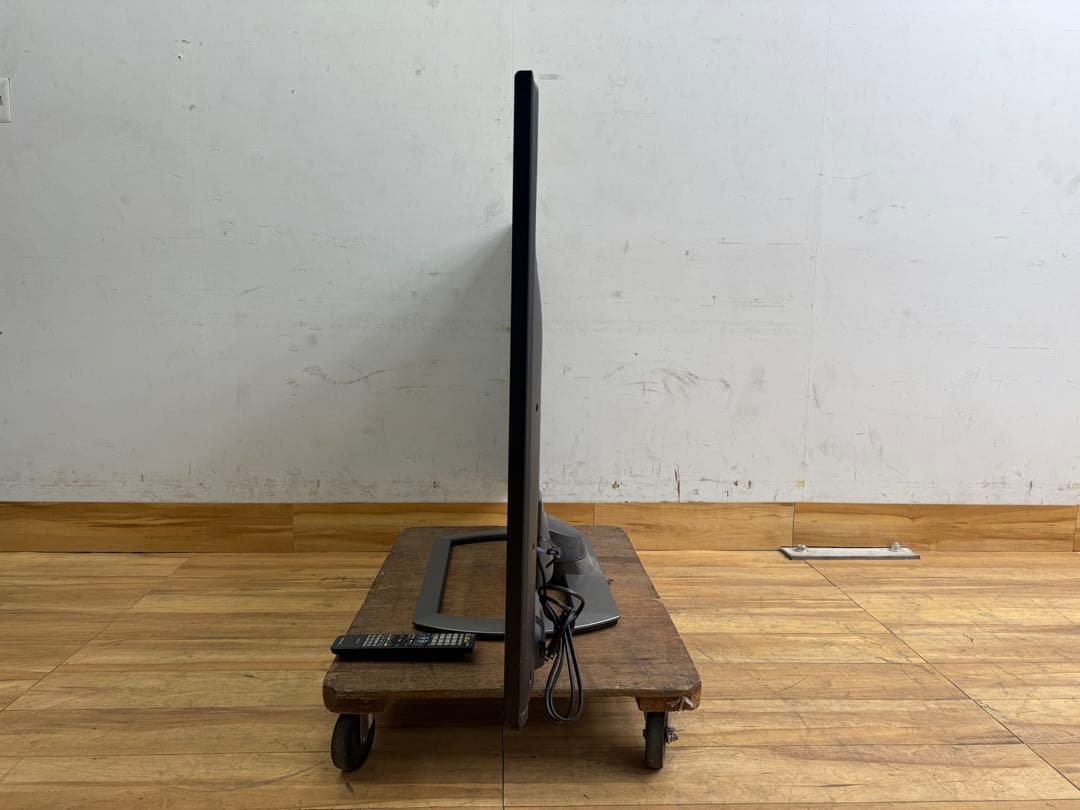 TG254 シャープ　アクオス　60V型 液晶テレビ LC-60G9 15年