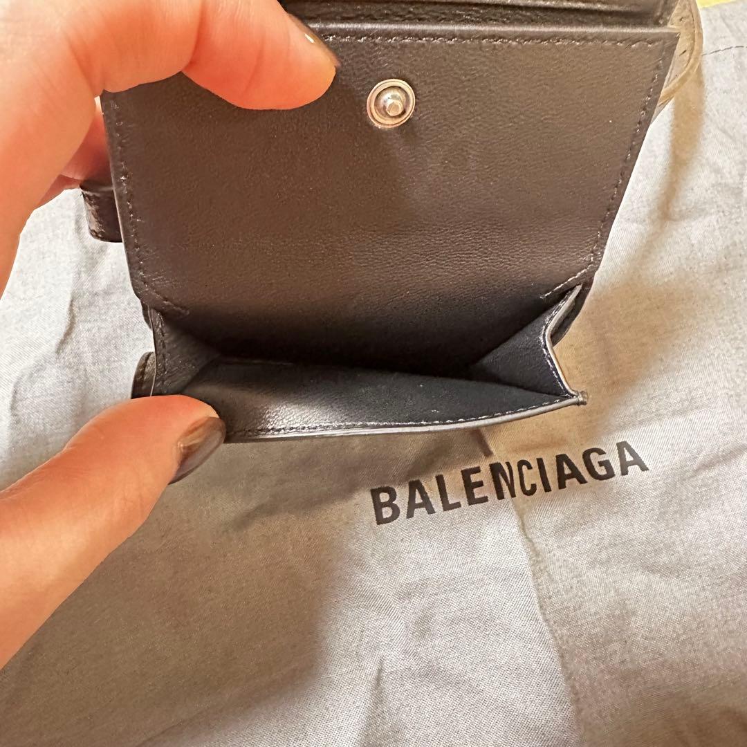 新品同様 BALENCIAGA ル・カーゴ ミニショルダーウォレット レザー