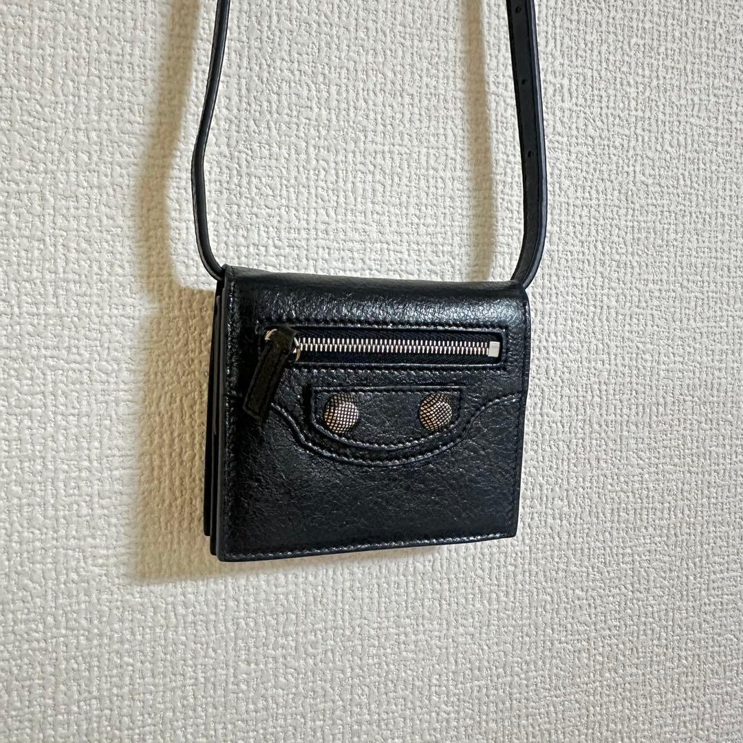新品同様 BALENCIAGA ル・カーゴ ミニショルダーウォレット レザー