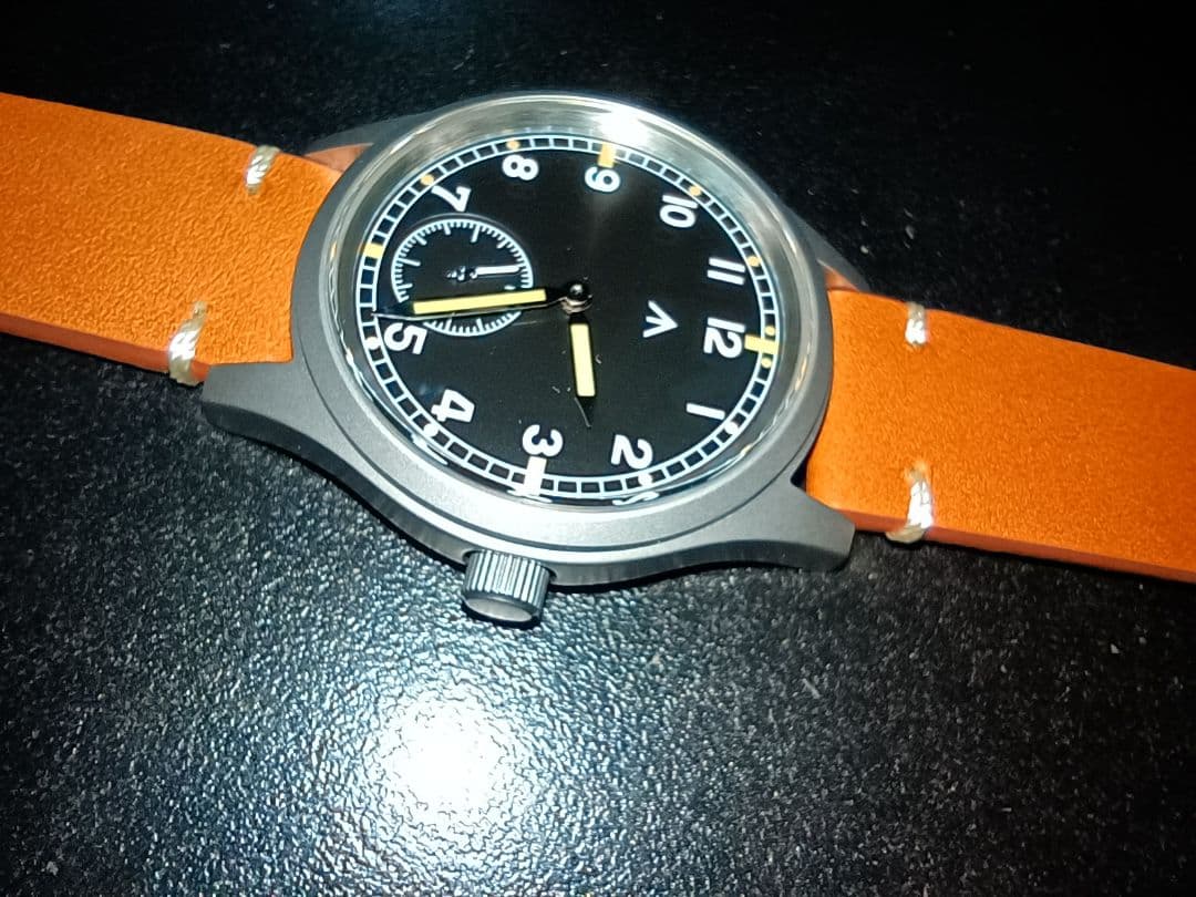 militado社　ミリタリー腕時計　ブロードアロー　軍用時計ダーティーダズン