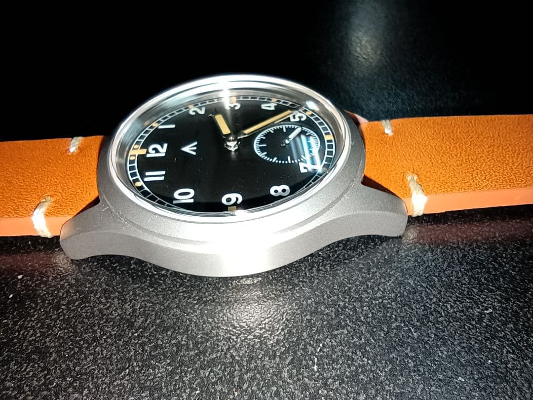 militado社　ミリタリー腕時計　ブロードアロー　軍用時計ダーティーダズン