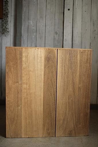 古い小ぶりな木製の引き出し5杯　タンス　チェスト　古家具