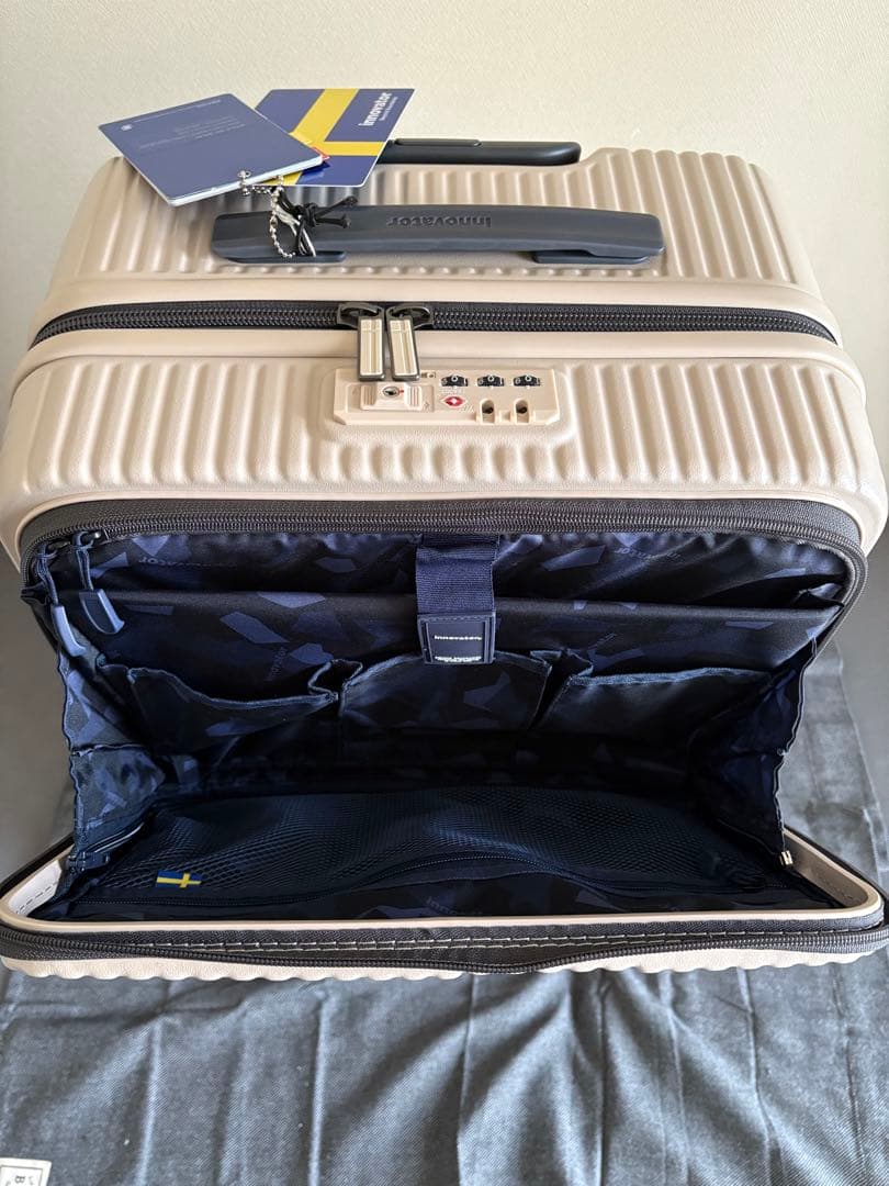 未使用　正規品　イノベーター　スーツケース　62L