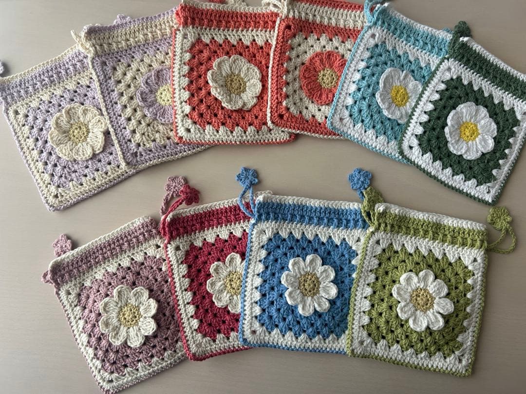 あい お花モチーフ巾着ポーチ