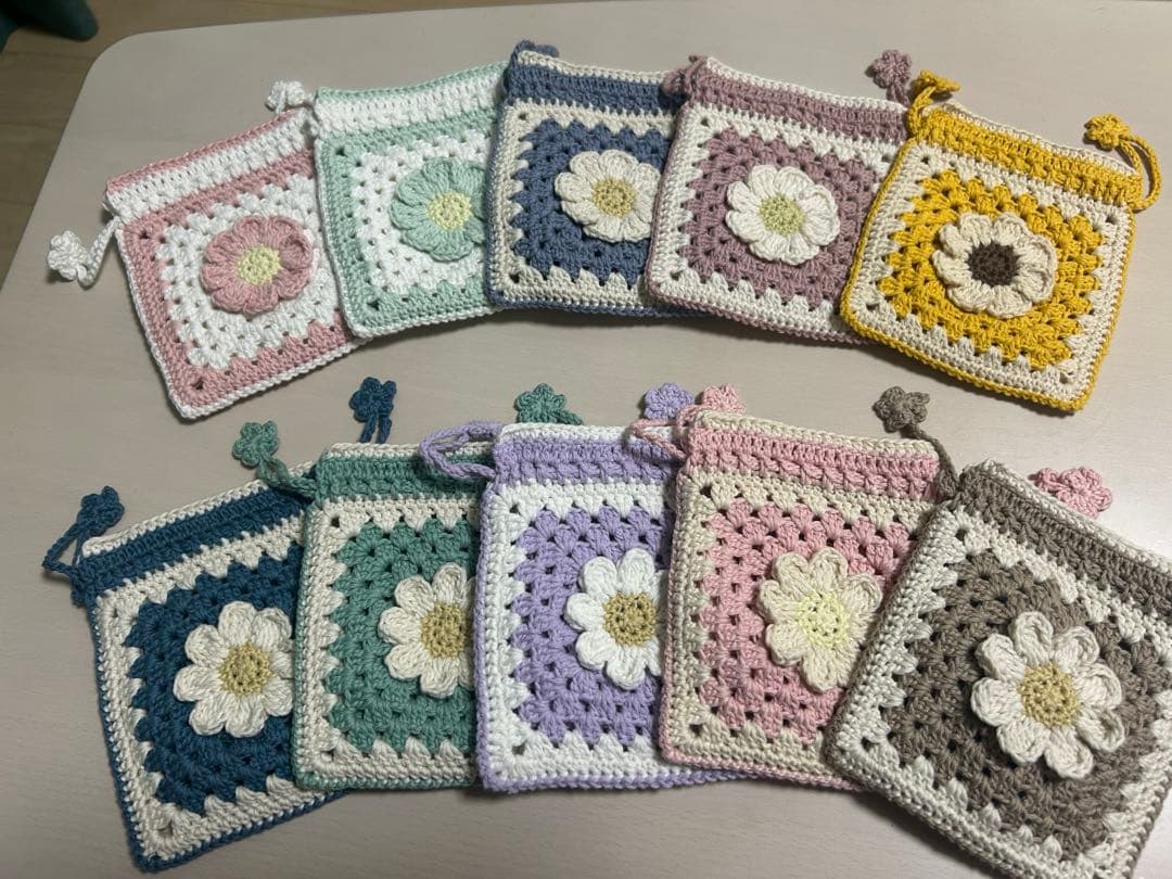 あい お花モチーフ巾着ポーチ