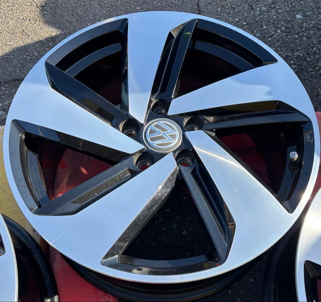 おにおん！VW ゴルフ 7.5 GTI 純正ホイール