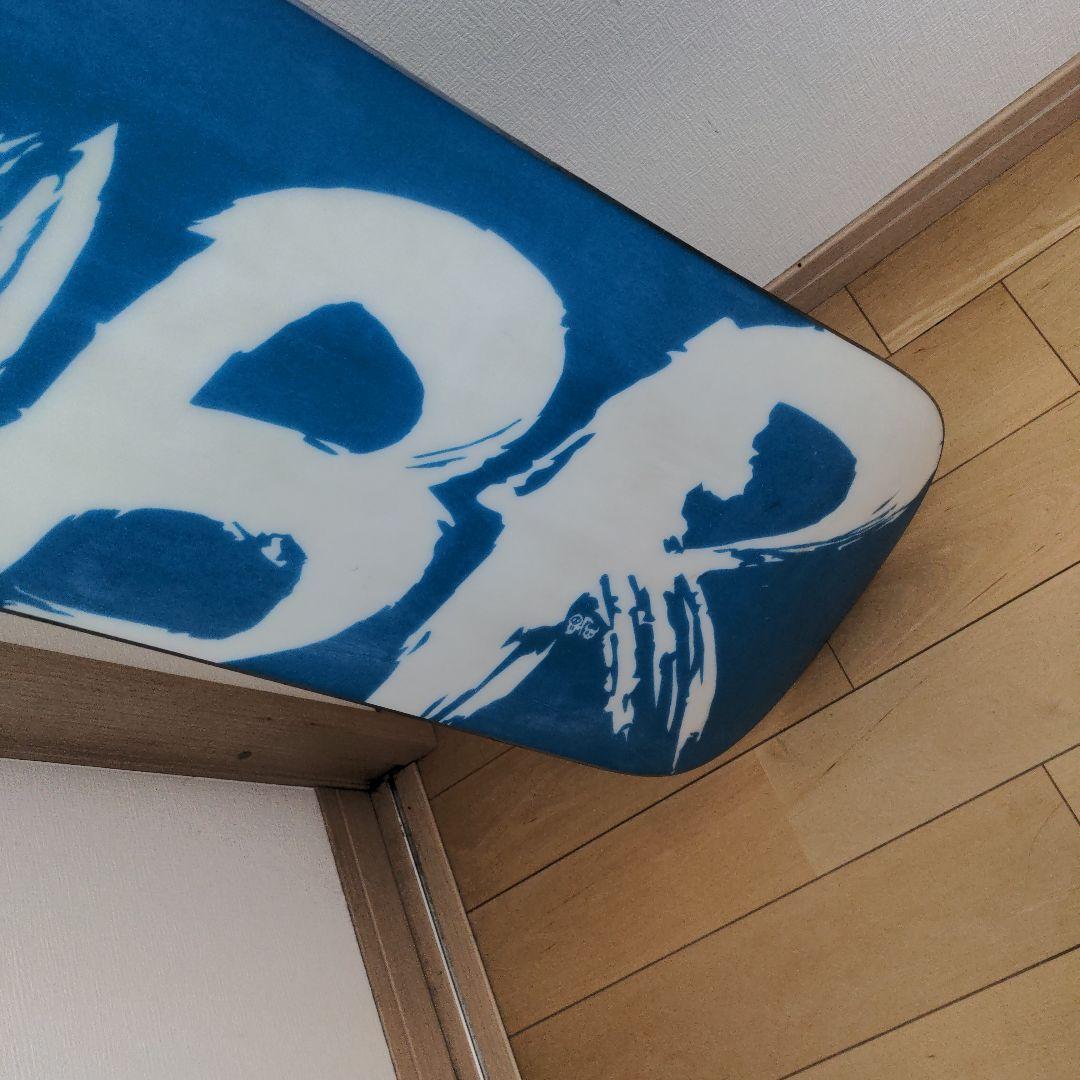 November　ARTISTS　157