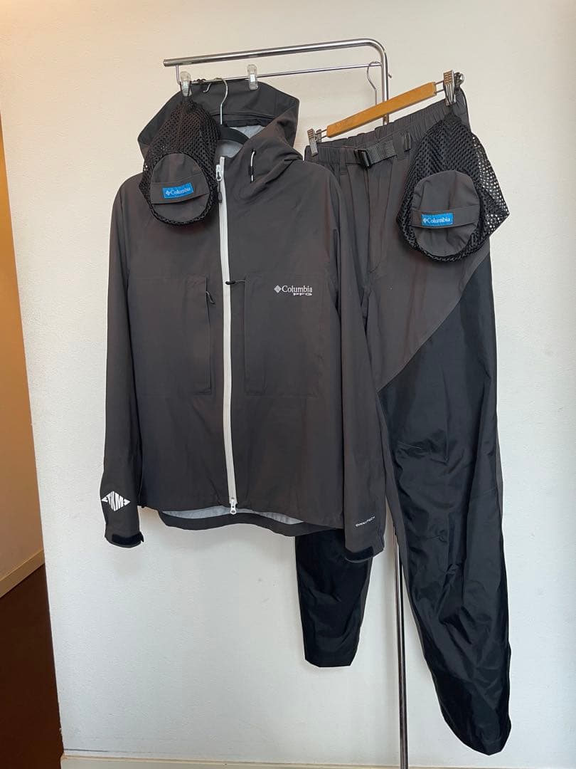 美品　コロンビア　コールドスパイアジャケット、パンツのセット