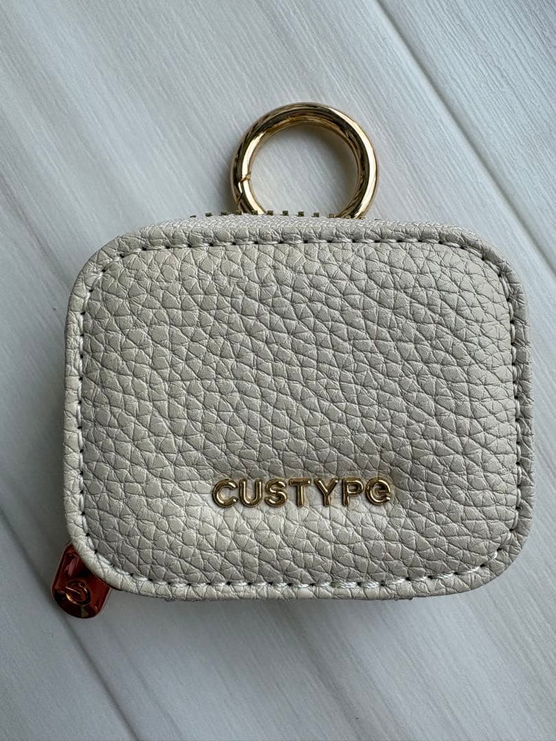 CUSTYPE iPhoneケース ベージュ iPhone16