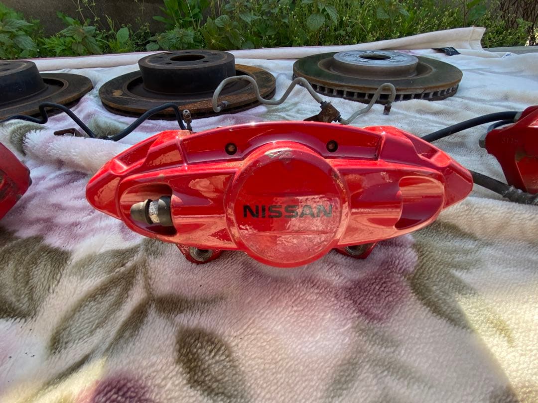 NISSAN 赤 アケボノブレーキキャリパー 4個セット V36 Z34