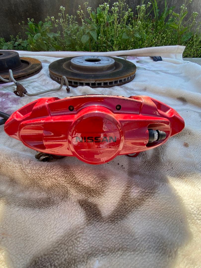 NISSAN 赤 アケボノブレーキキャリパー 4個セット V36 Z34