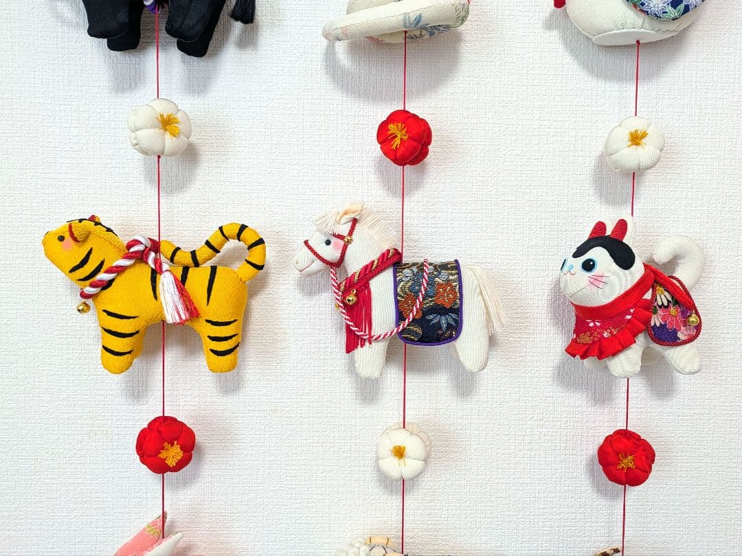 【 十二支の吊るし飾り 】ちりめん細工 干支
