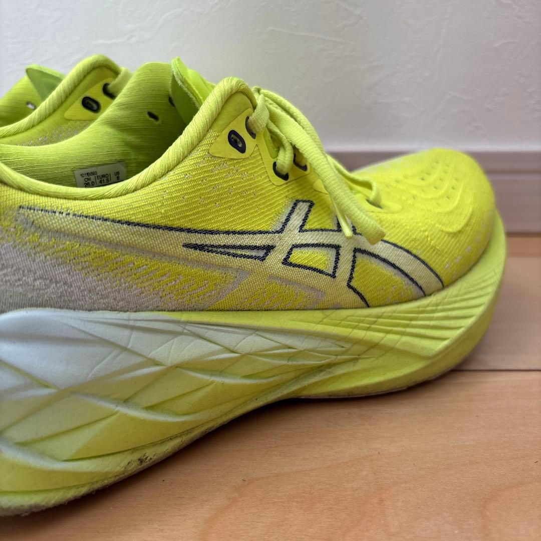 【美品】アシックス ノヴァブラスト4 ランニング マラソン 26.0cm