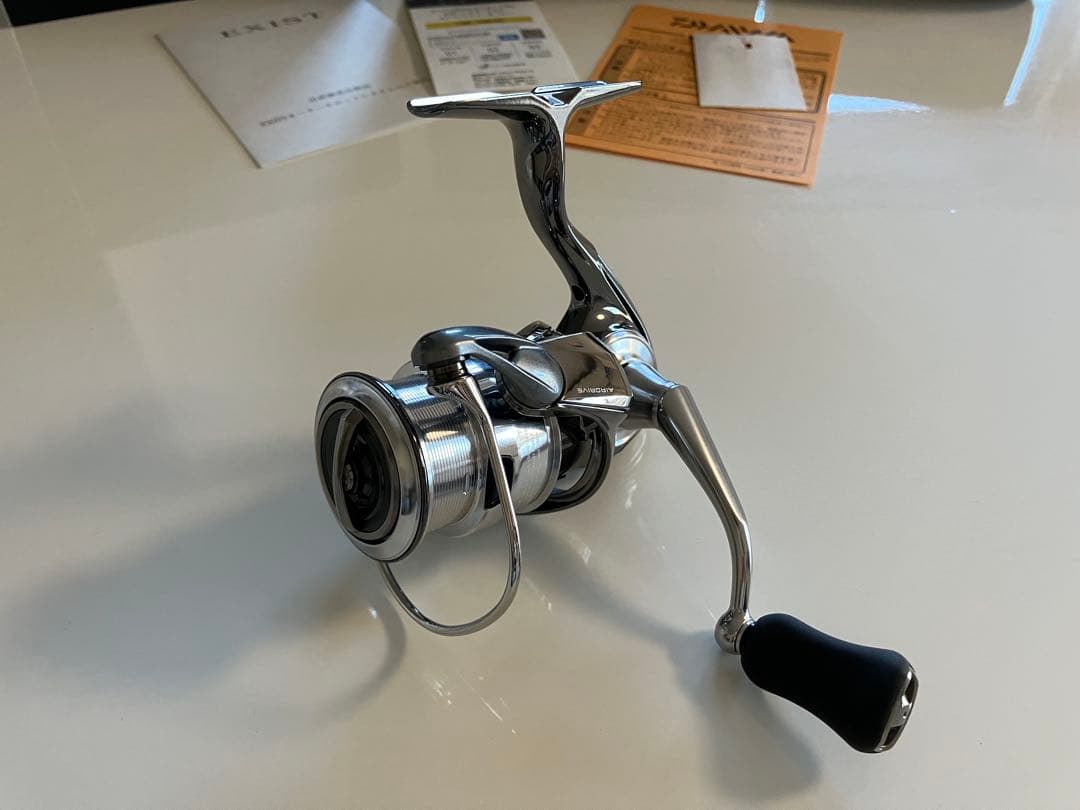 エースさま専用ダイワ　22イグジストLT2000S-H 純正スプール付