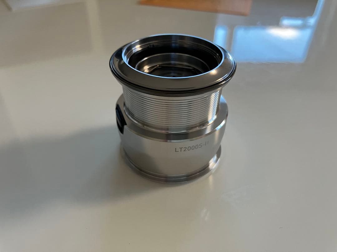 エースさま専用ダイワ　22イグジストLT2000S-H 純正スプール付