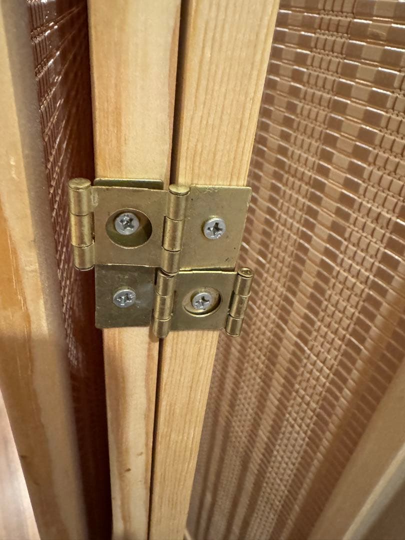 パーテーション　木材