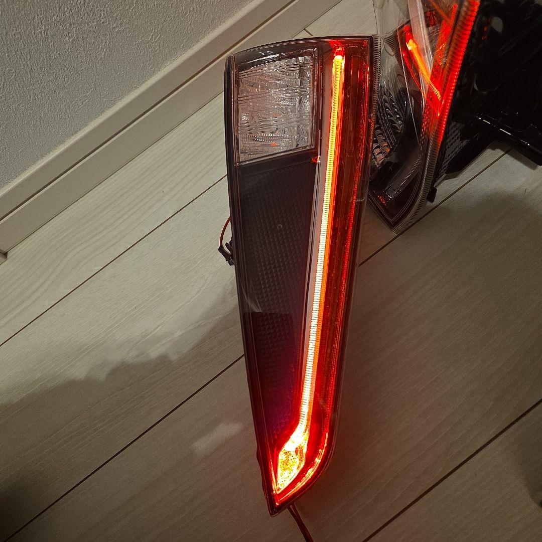 50 プリウス　前期　純正　加工　テールランプ