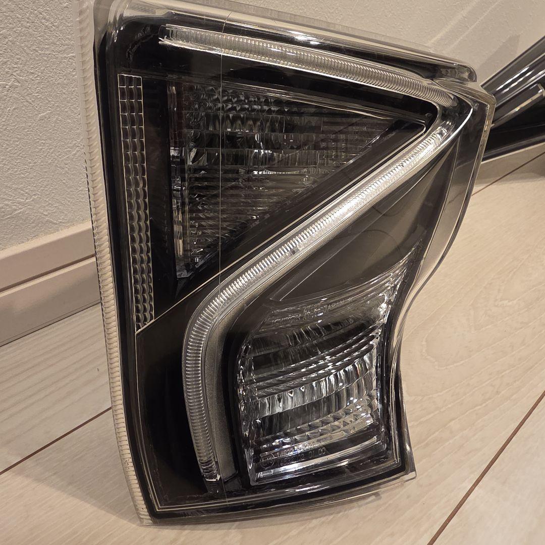 50 プリウス　前期　純正　加工　テールランプ