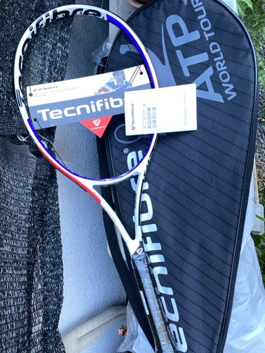 テクニファイバー　ラケット　テニス