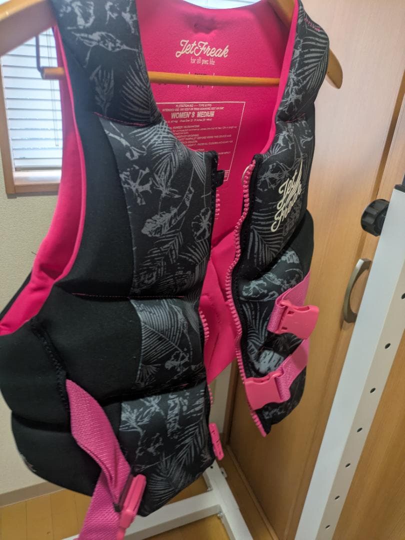 JETFRAEK　ライフジャケット FNV-2221（レディースM）