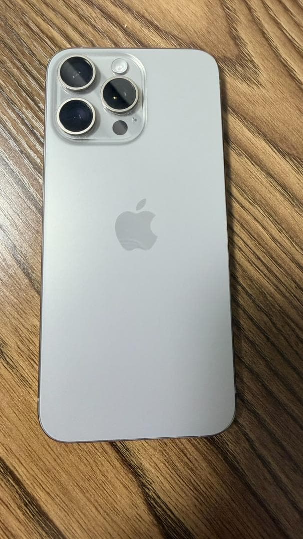 【ジャンク美品】iPhone 15 Pro Max 256GB simフリー