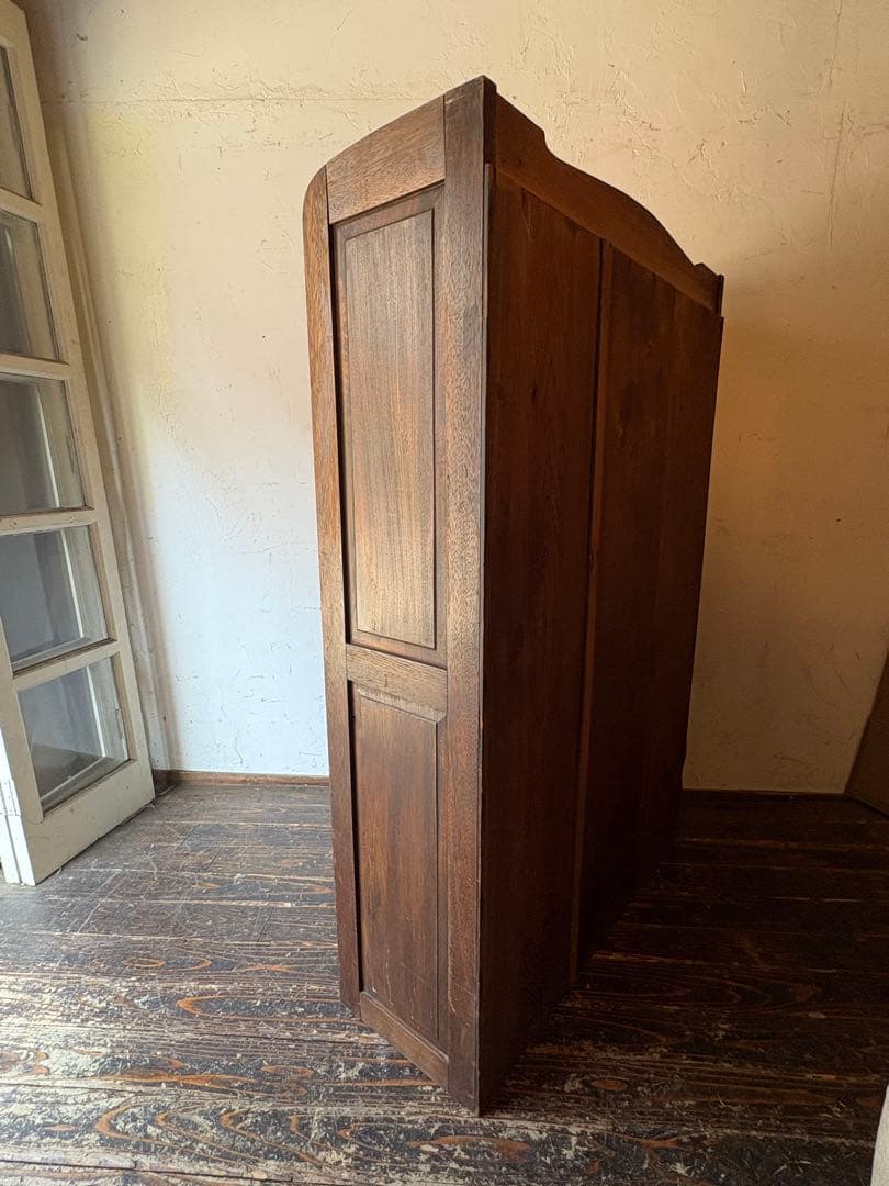 木製ガラス扉キャビネット　本箱　本棚　レトロ