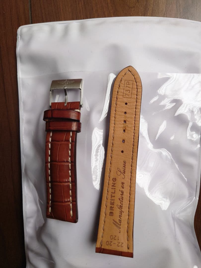 BREITLING クロコダイルレザーストラップ 22mm　レザーベルト尾錠付き