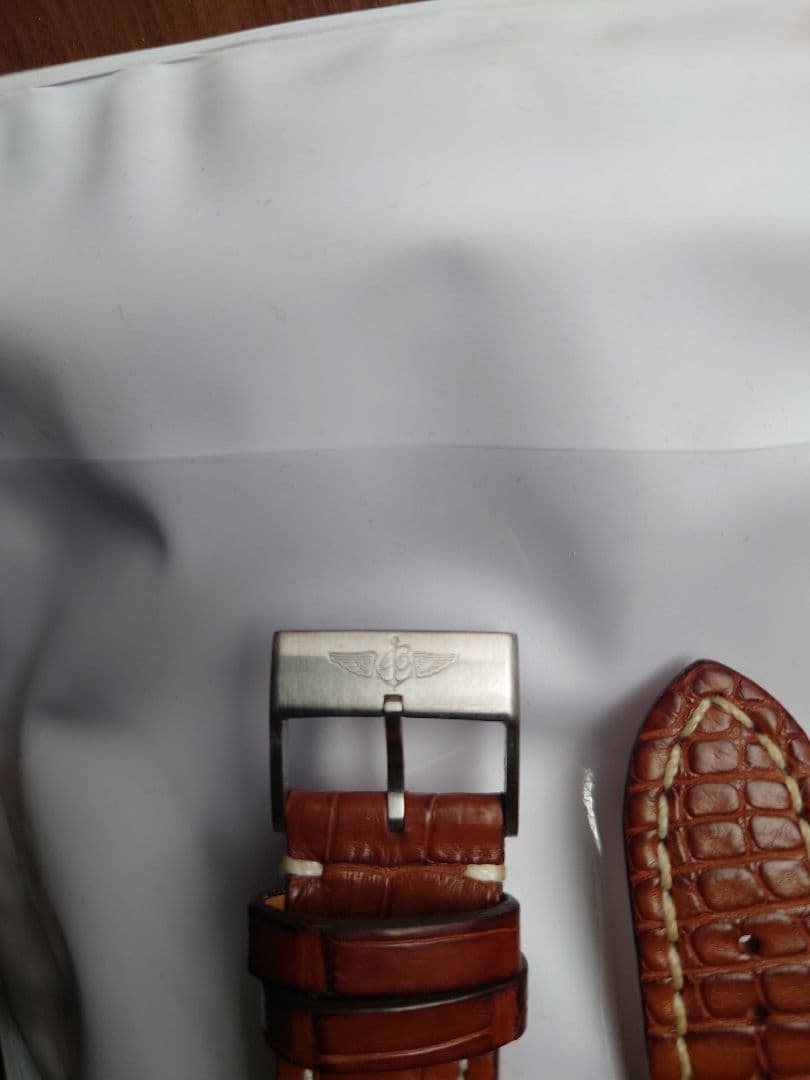 BREITLING クロコダイルレザーストラップ 22mm　レザーベルト尾錠付き