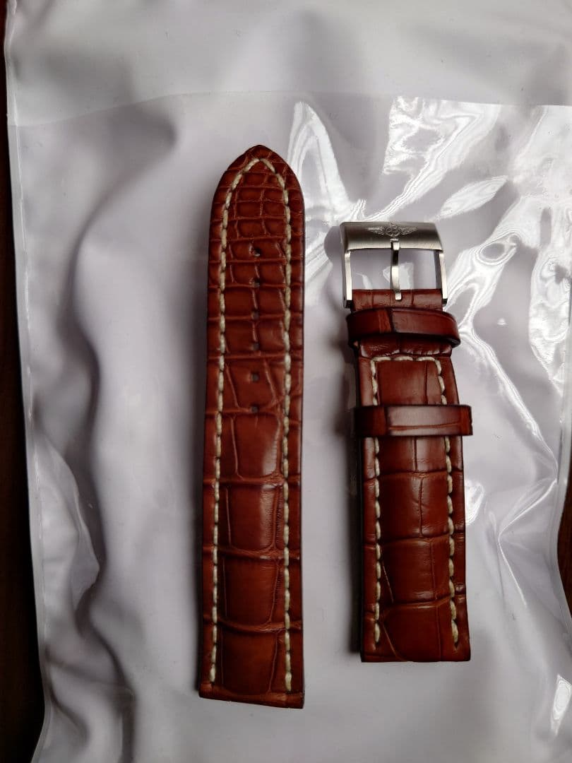 BREITLING クロコダイルレザーストラップ 22mm　レザーベルト尾錠付き