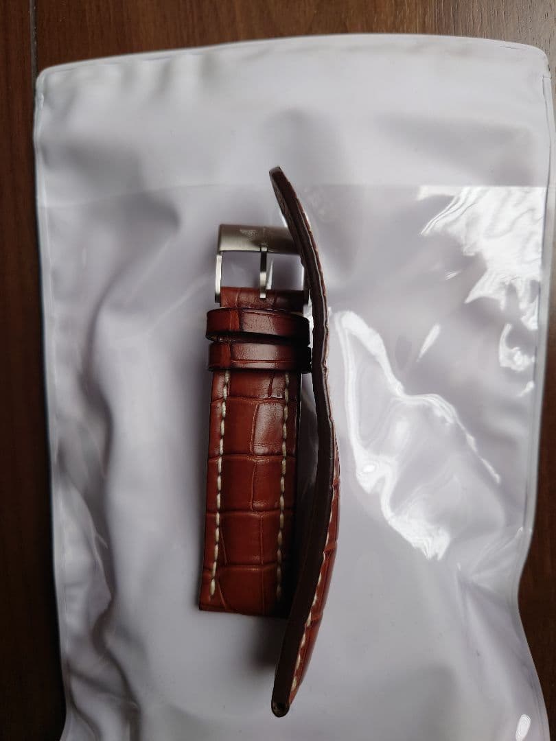 BREITLING クロコダイルレザーストラップ 22mm　レザーベルト尾錠付き