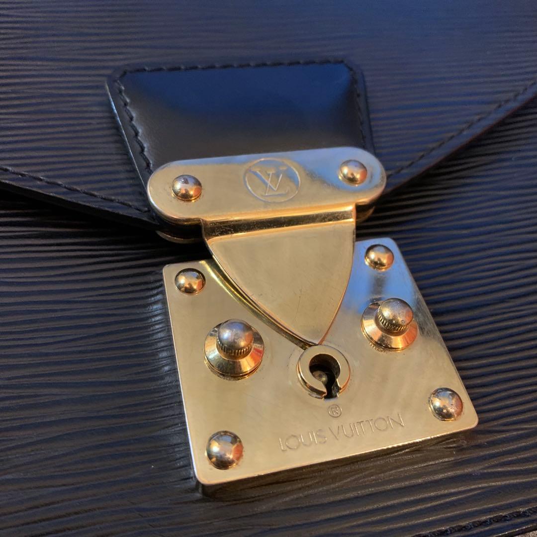 ルイ・ヴィトン ハンドバッグ エピ モンソー 28 M52122