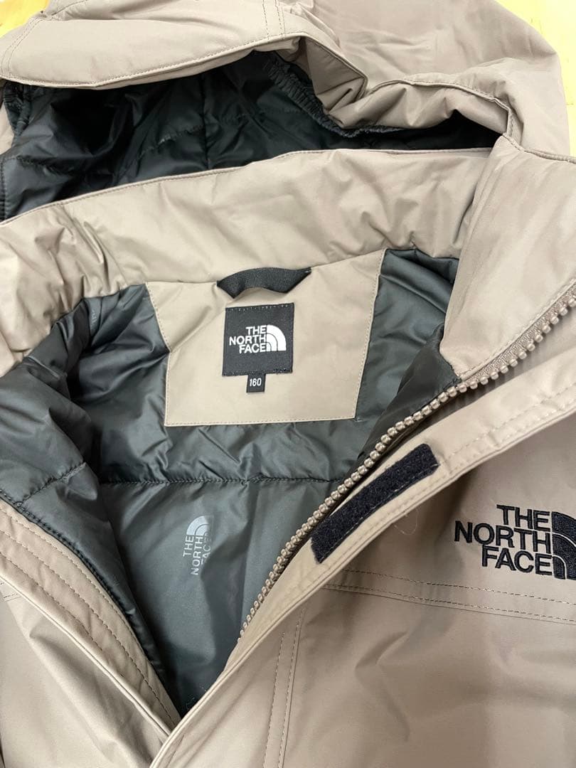 【新品】ノースフェイス　ボンバージャケット キッズ　160 アウター