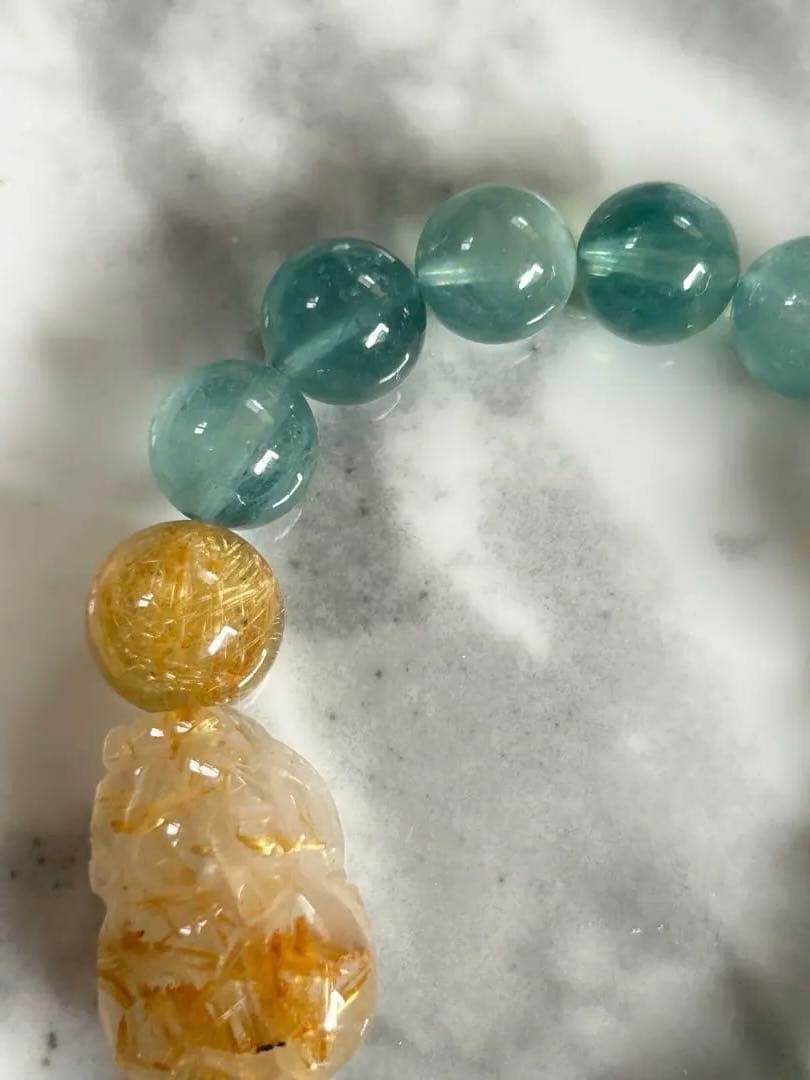 ゴールドルチルクォーツ貔貅ちゃんとアクアマリンのブレスレット
