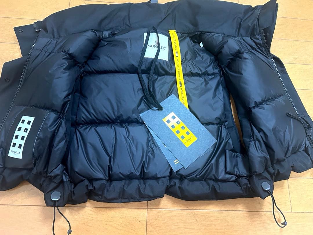 MONCLER × HYKE ダウン　ベスト　サイズ1 ブラック　ゴアテックス