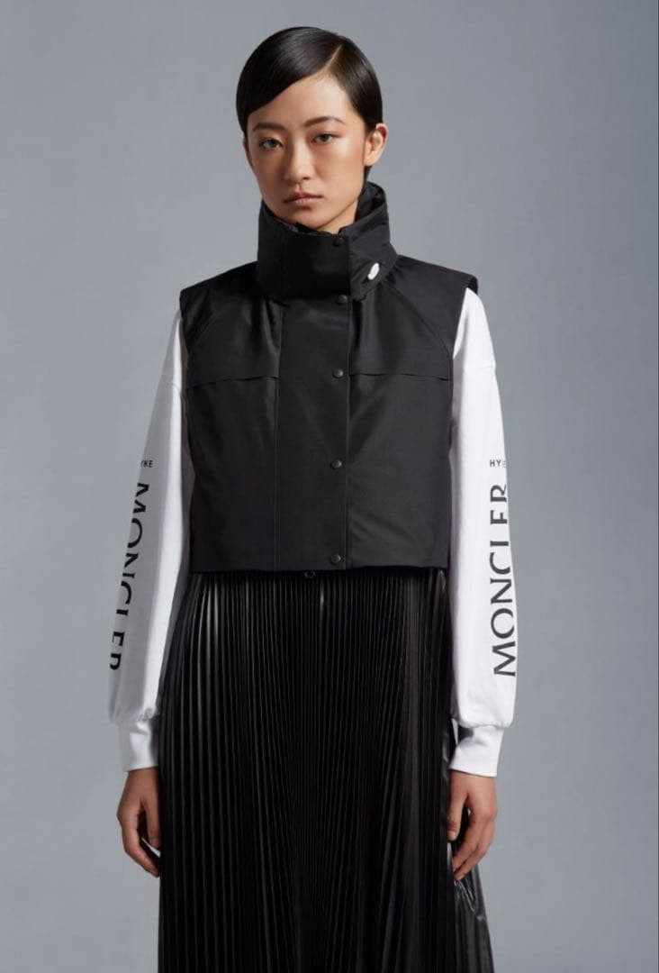 MONCLER × HYKE ダウン　ベスト　サイズ1 ブラック　ゴアテックス