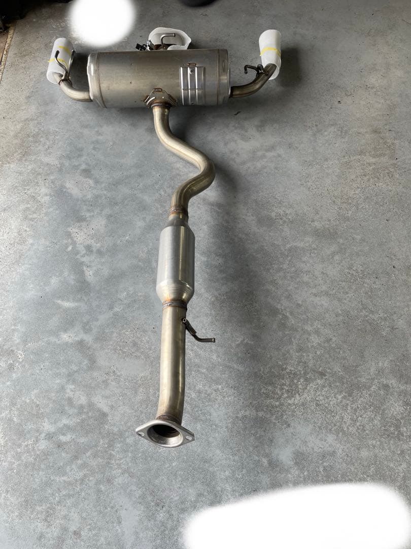 grカローラ 純正マフラー　新車外し