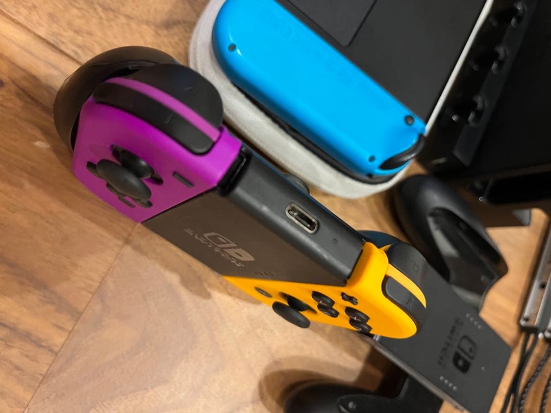 有機ELモデル箱あり　Nintendo Switch 本体 赤青紫黄 充実付属品