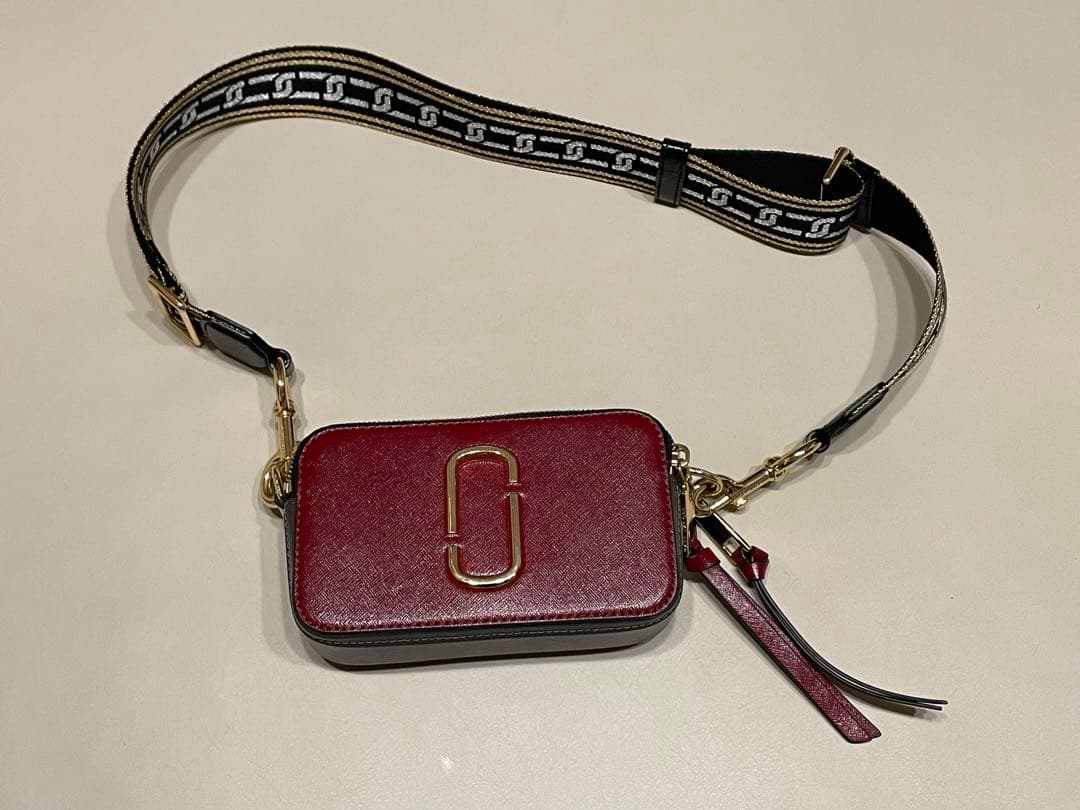 MARC JACOBS バーガンディ ショルダーバッグ