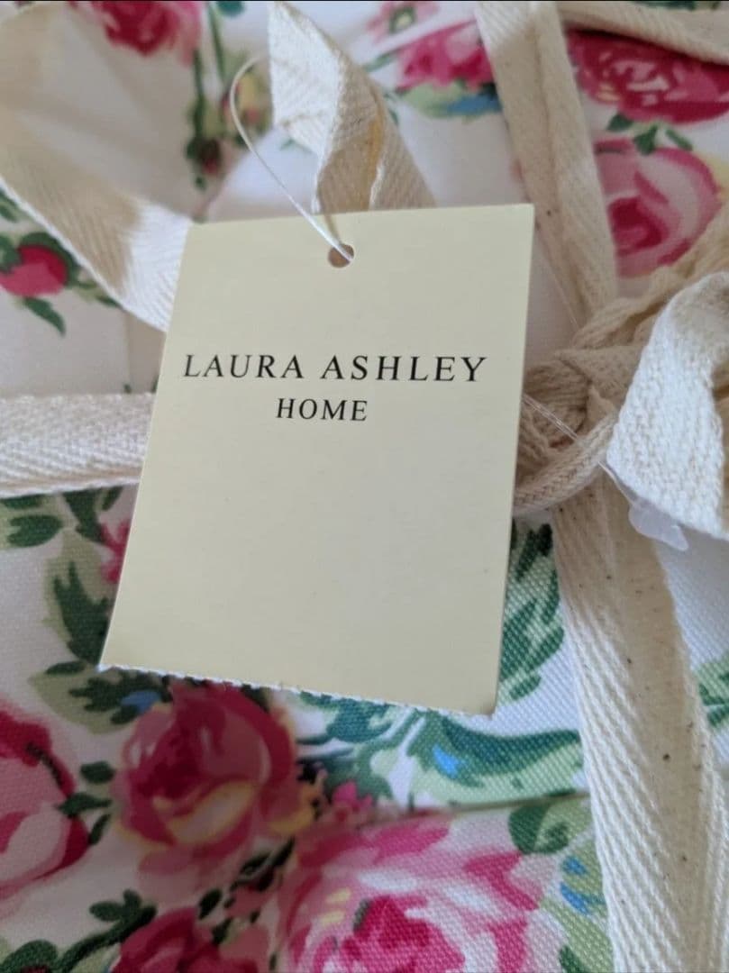 タグ付き新品　ローラアシュレイシートクッション 4枚セット