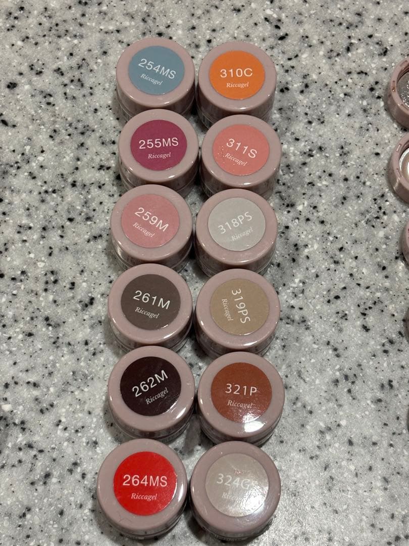 リッカジェル カラージェル　中古のみ　88個　希望者見本付