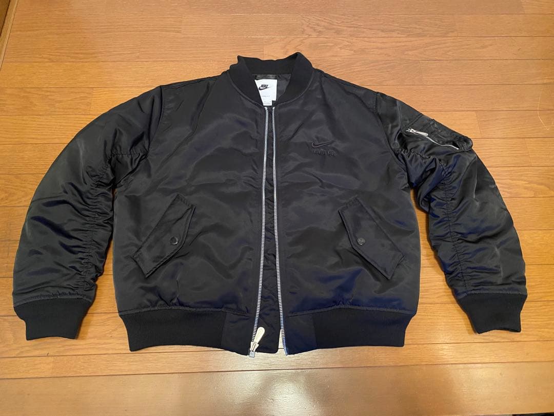 NIKE ボンバージャケット