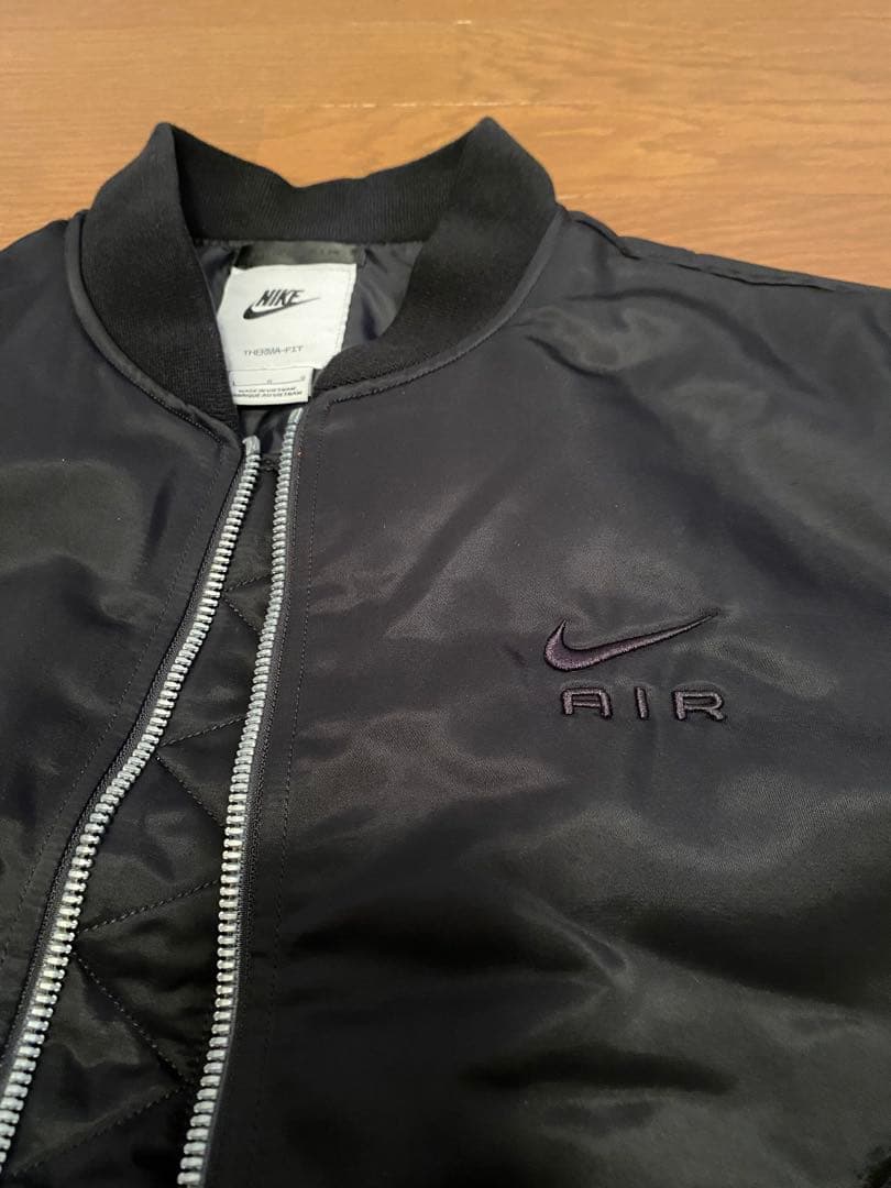 NIKE ボンバージャケット