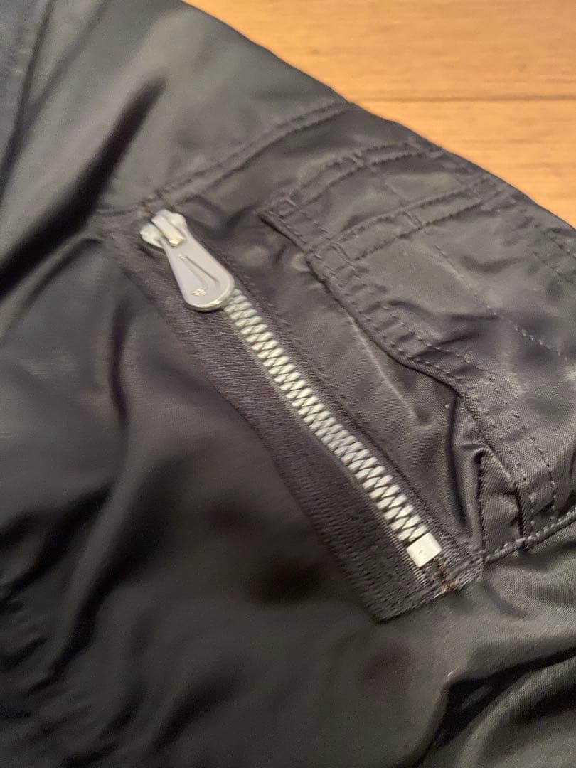 NIKE ボンバージャケット