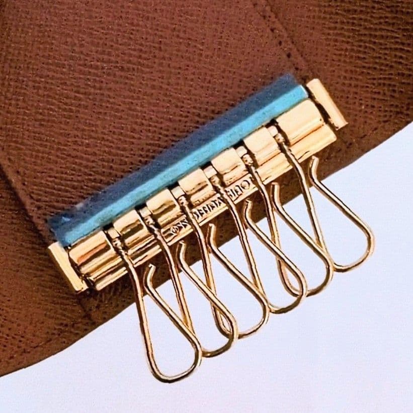 新品未使用展示品　赤字のため値下げ不可　ルイヴィトン　6連キ―ケ―ス　モノグラム