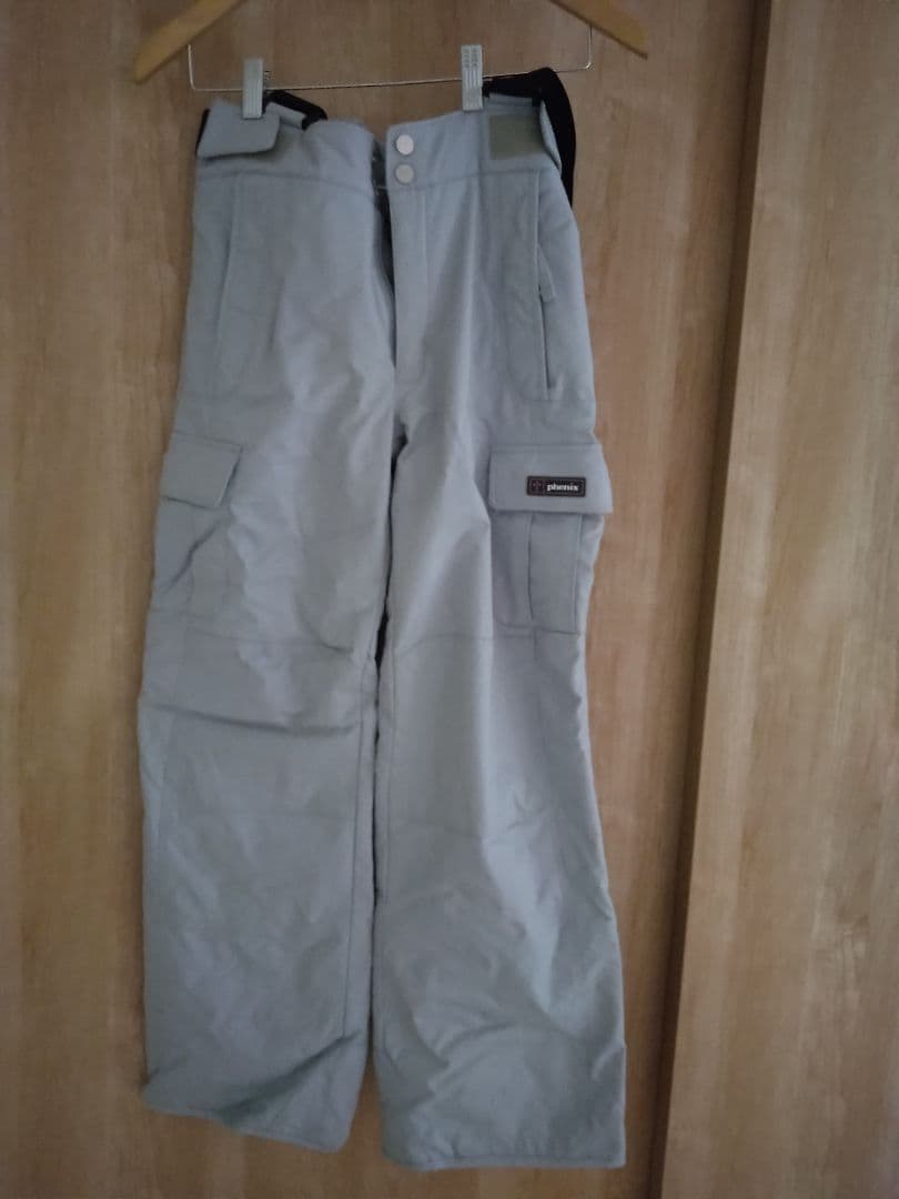 水色ファー付きジャケット