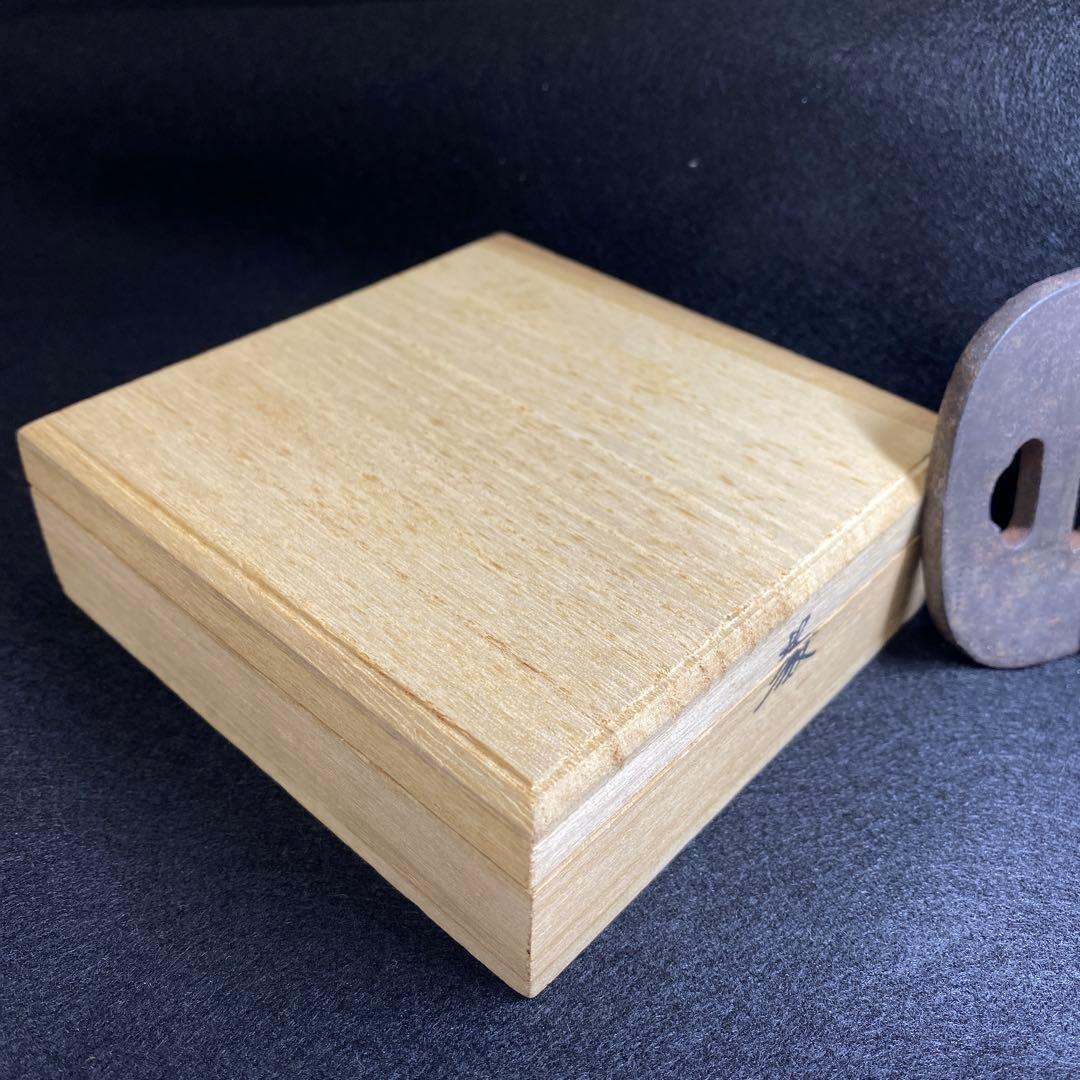 時代刀鍔　金象嵌等　木箱付　320g 東Y7-0220☆2Fトヒチ