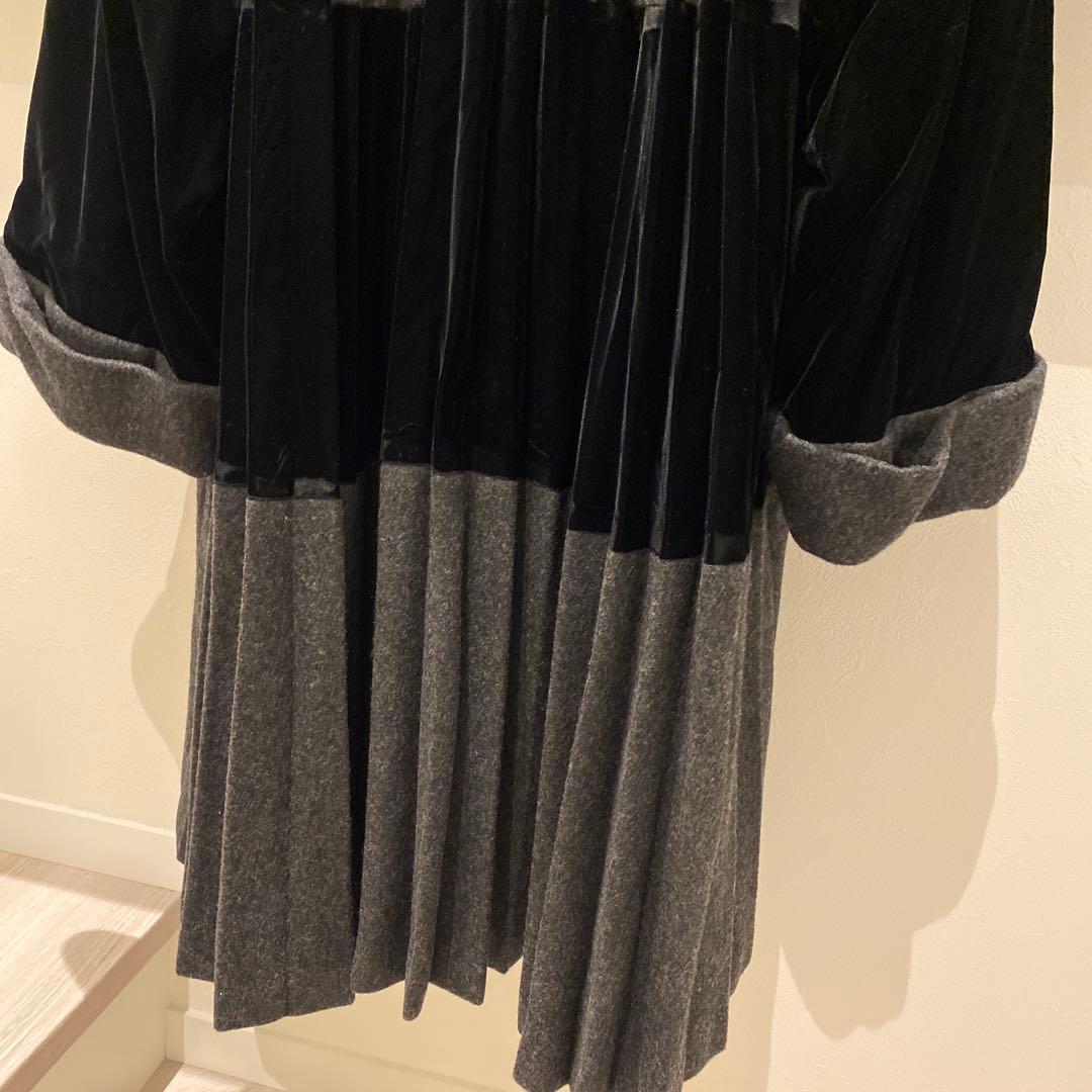 フランス製 CRISTINA バックプリーツの優雅なコート エレガント 最高級